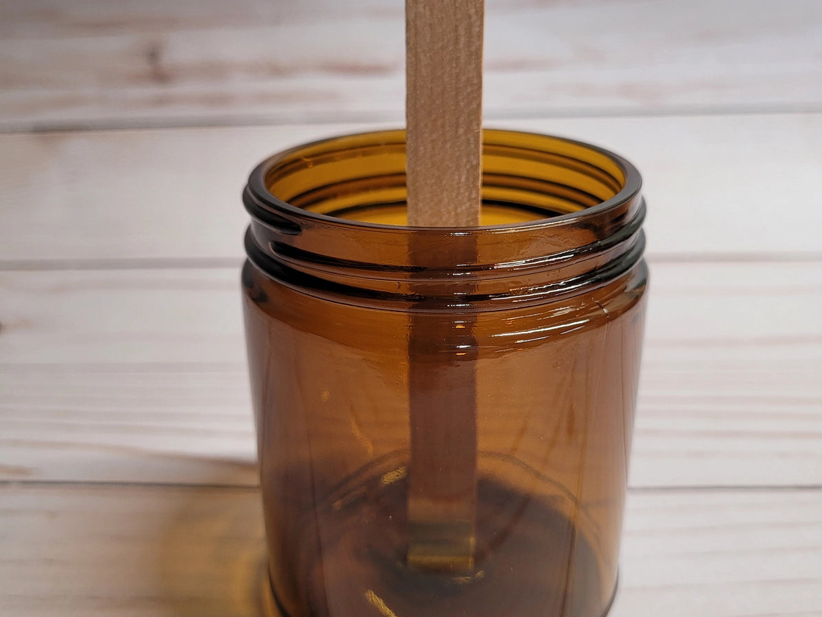 Leather *9oz Amber Jar Candle, Wood Wick