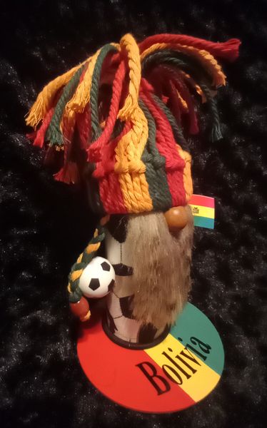 Bolivia Futbol Gnome 6.5" Tall